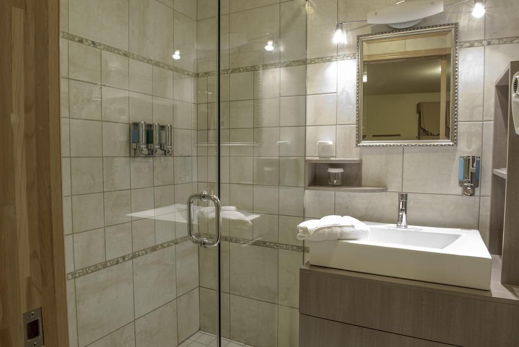 Hotel Le Francis 뉴 리치몬드 객실 사진